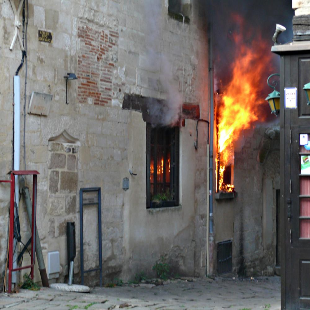 Incendie d&#039;une auberge à Cordes-sur-Ciel