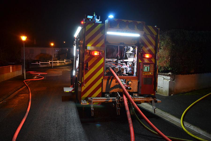 Feu de toiture sur la commune de Puygouzon