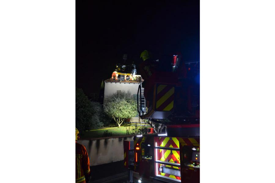 Feu de toiture sur la commune de Puygouzon
