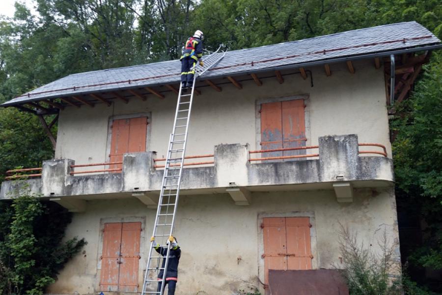 La formation des nouveaux sapeurs-pompiers professionnels continue