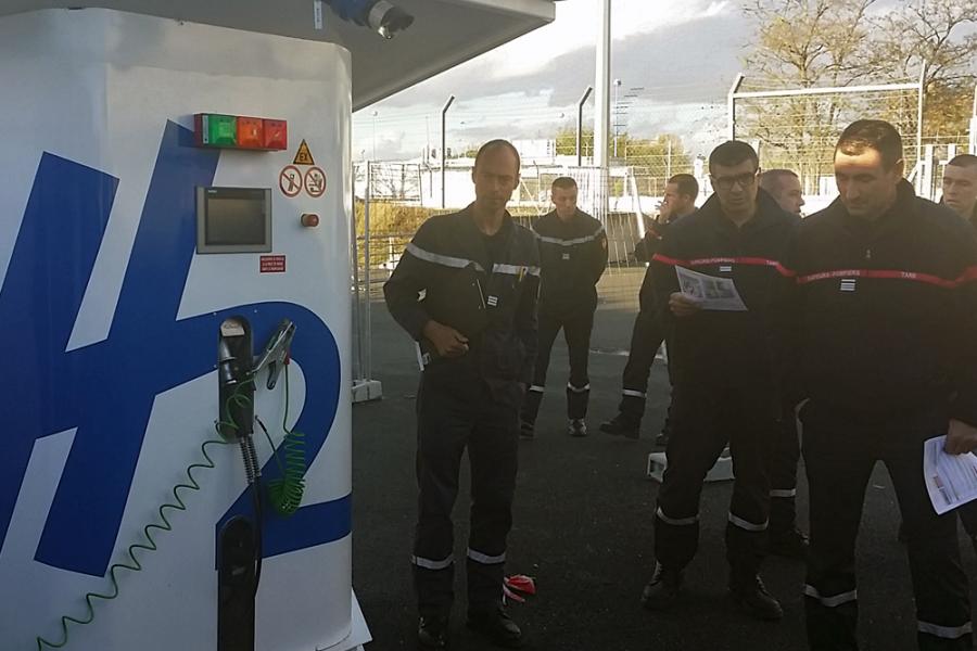 Visite d&#039;une station service à hydrogène tarnaise
