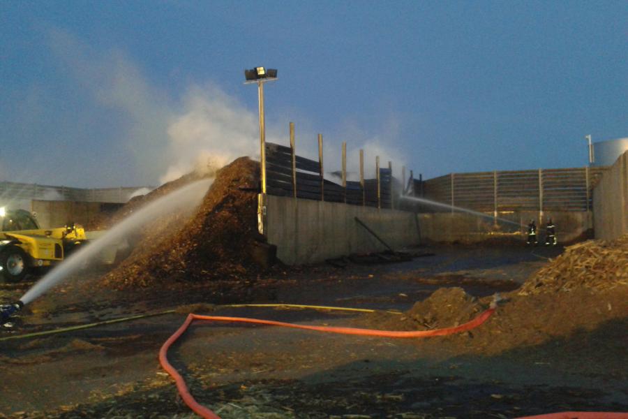 Feu dans une déchetterie sur la commune de Labessière-Candeil