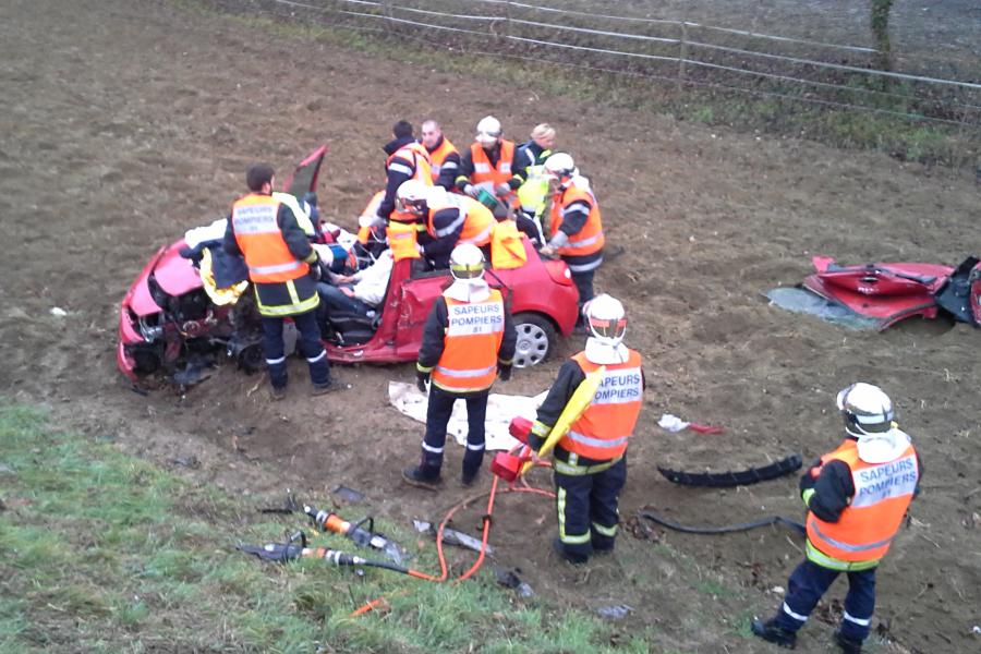 Accident entre un poids-lourd et une voiture à Puylaurens