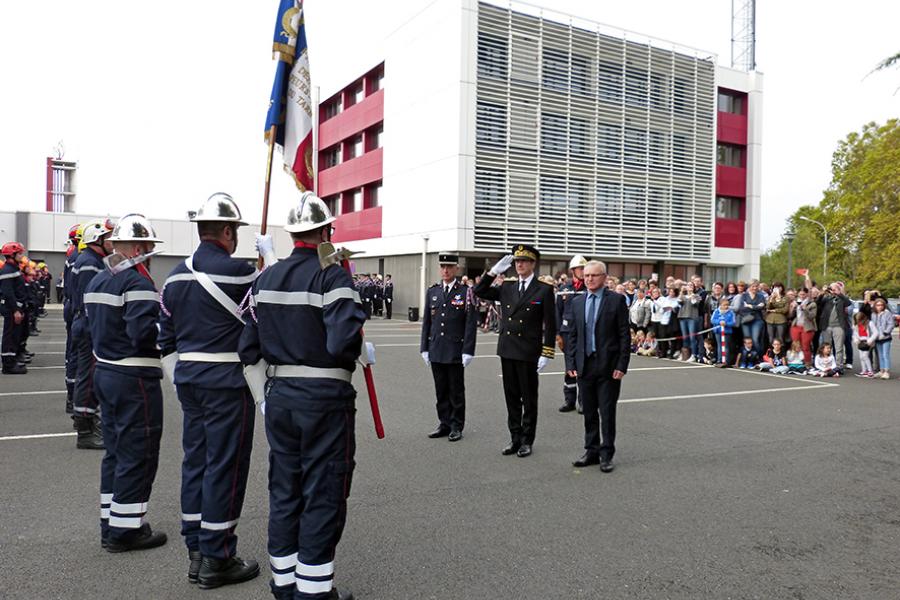 Cérémonie en l&#039;honneur des Jeunes sapeurs-pompiers 
