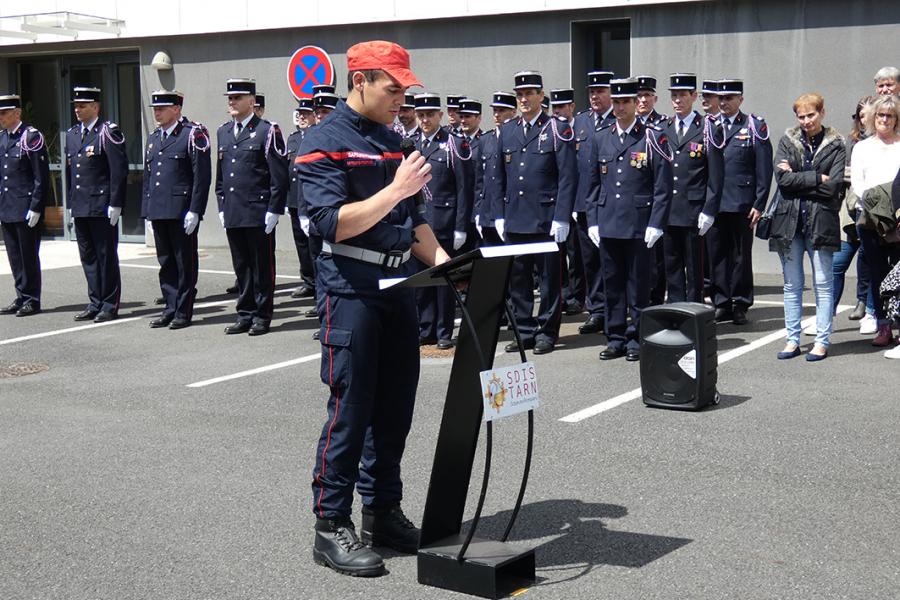 Cérémonie en l'honneur de 16 nouveaux sapeurs-pompiers professionnels
