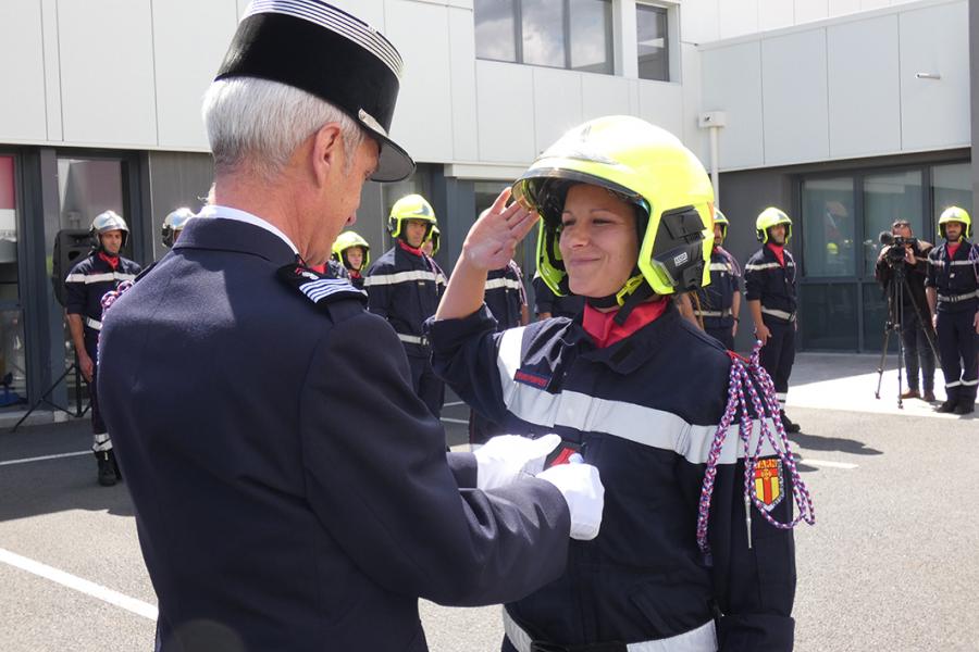 Cérémonie en l'honneur de 16 nouveaux sapeurs-pompiers professionnels