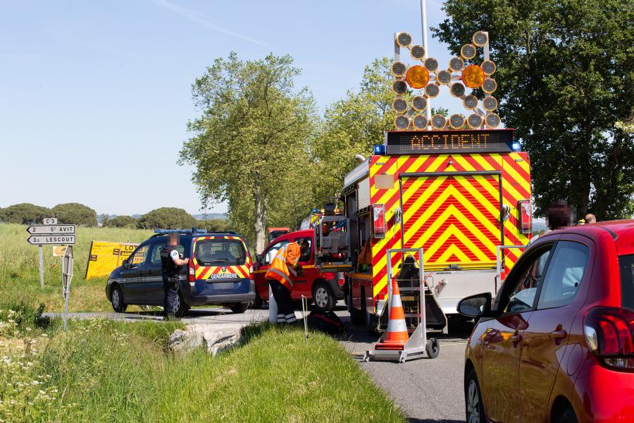 Accident de 2 véhicules à Lescout