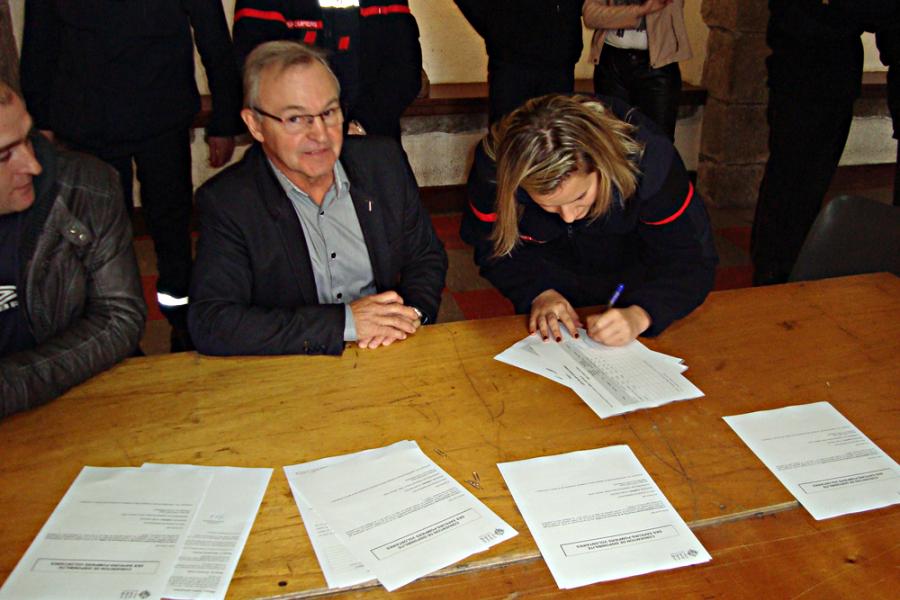 Signature de conventions de disponibilité à Anglès