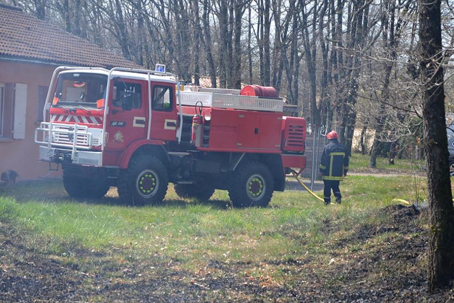 Feu de sous-bois à Giroussens