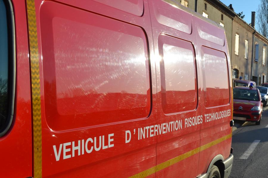 Feu dans une industrie à Saint-Juéry