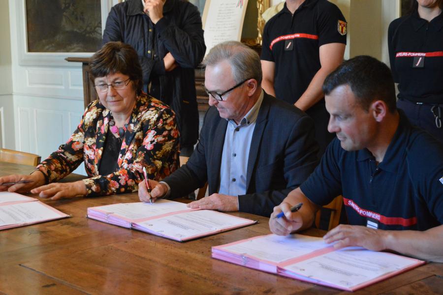 Signature d&#039;une nouvelle convention avec la mairie de Lisle-sur-Tarn