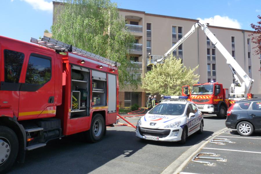  Albi : feu de cuisine dans un appartement