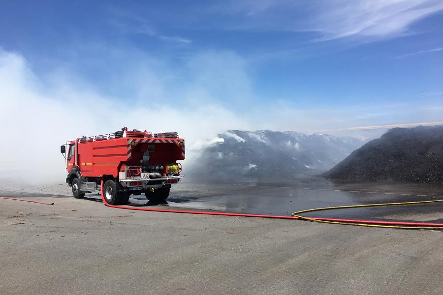 Feu dans une déchetterie à Labruguière 