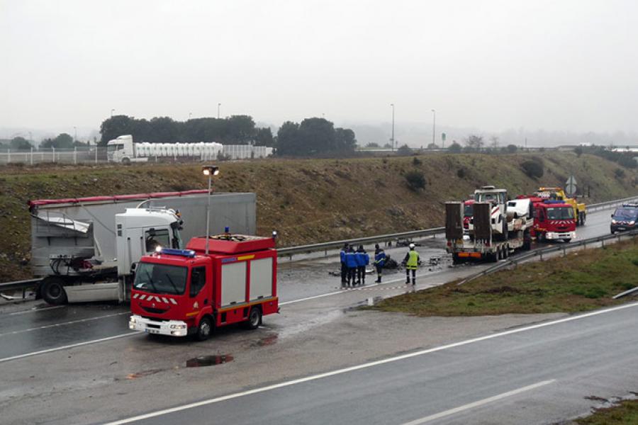 Collision entre deux poids lourds à Labruguière