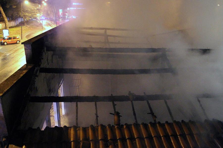 Violent incendie dans un magasin de mousse à ALBI