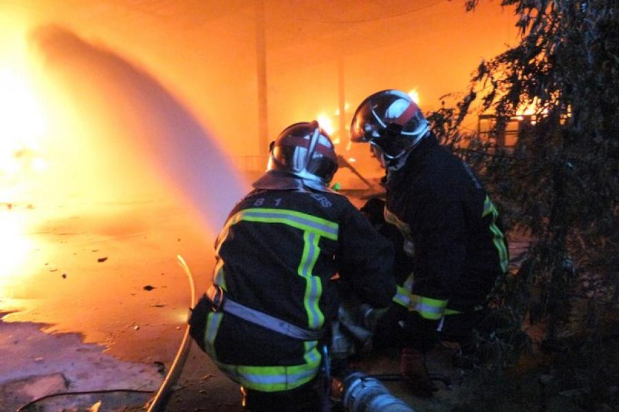  Des balles de tissus en feu dans un entrepôt de Mazamet