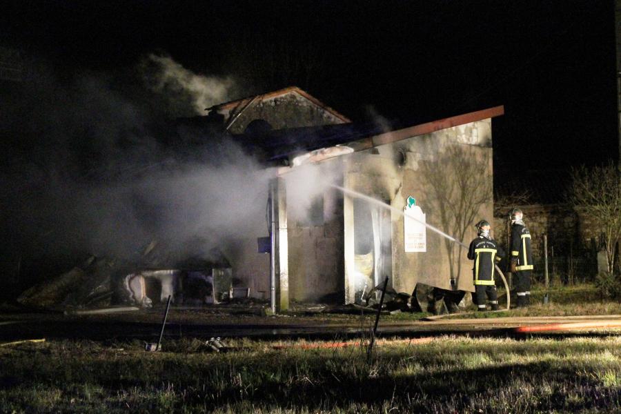 Feu de local artisanal sur la commune d&#039;Albi