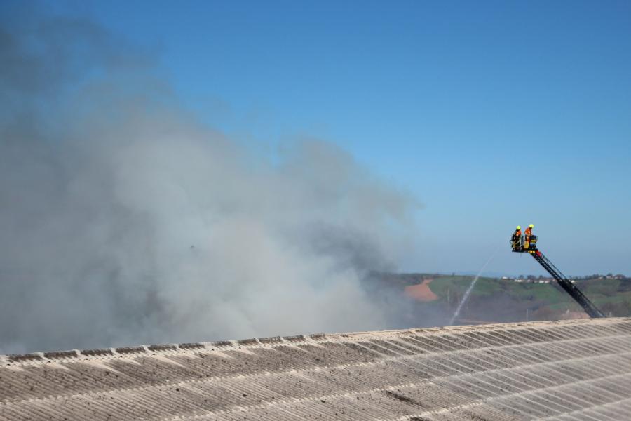 Feu de hangar agricole à Rayssac