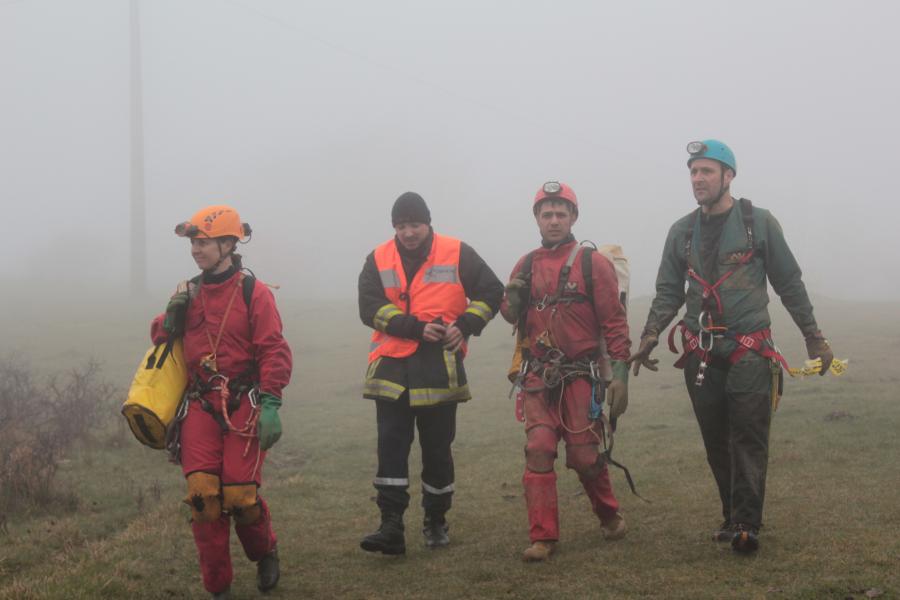 Exercice de secours spéléologique à Sorèze
