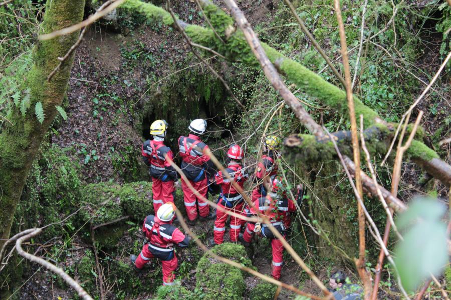 Exercice de secours spéléologique à Sorèze