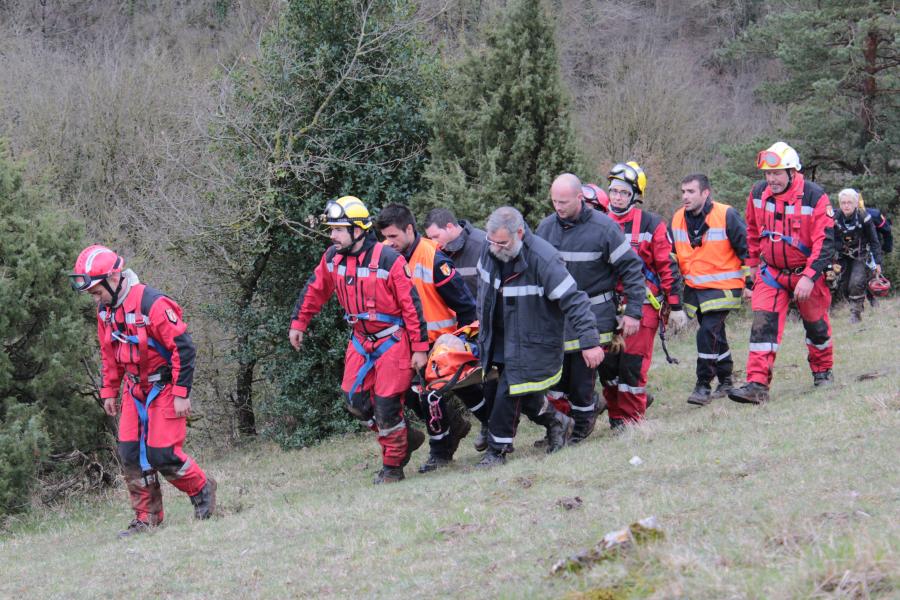 Exercice de secours spéléologique à Sorèze