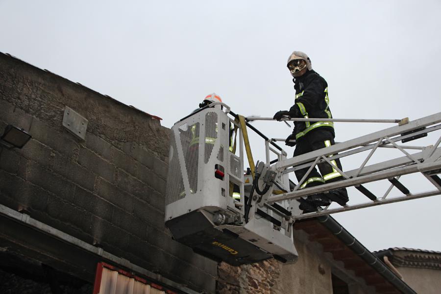 Feu de bâtiment agricole sur la commune d&#039;Escoussens