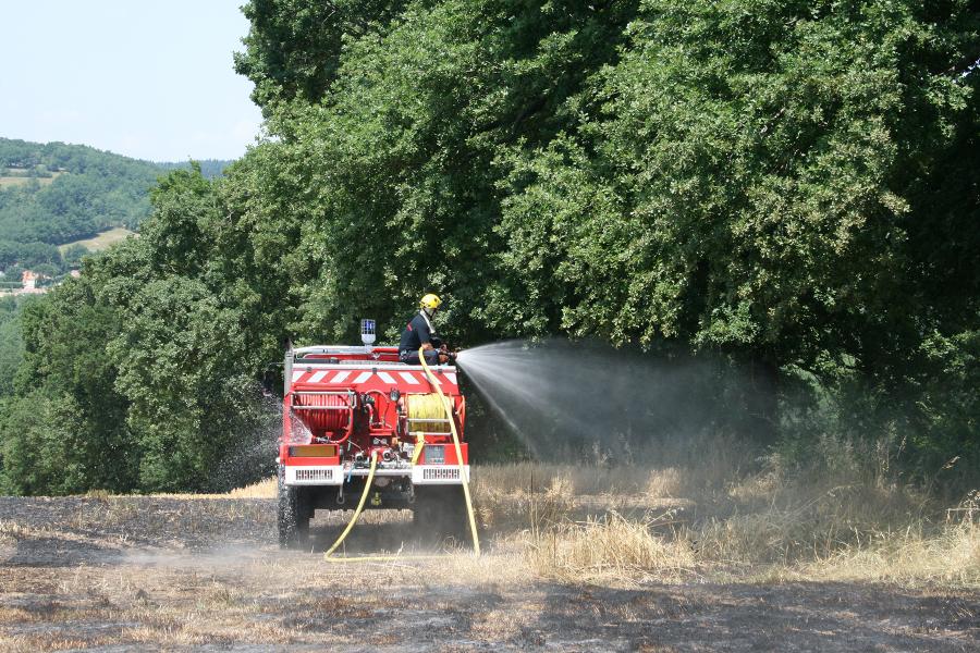 Feu de récolte à Noailhac 