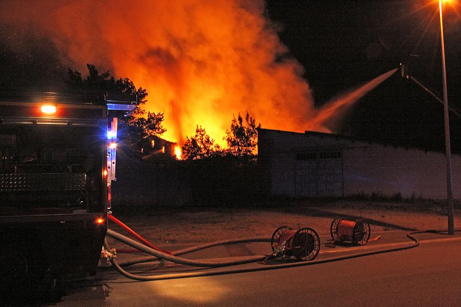 Feu d&#039;entrepôt sur la commune de Mazamet