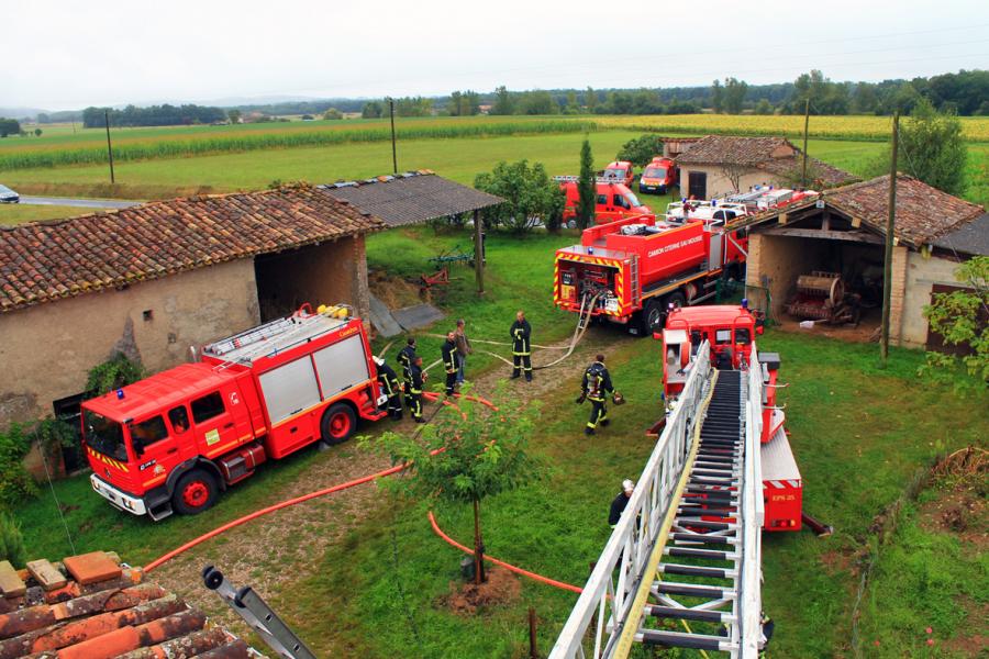 Feu d&#039;habitation sur la commune de Parisot