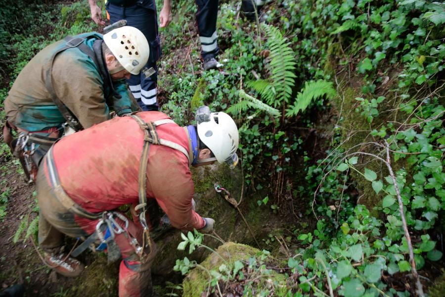 Exercice de secours spéléologique à Saint-Amancet