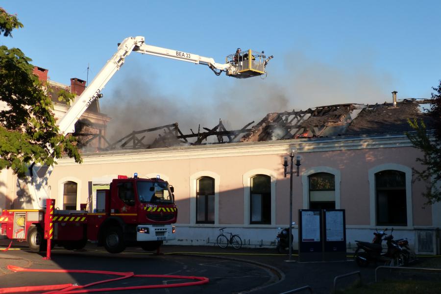 Feu à la gare d&#039;Albi-ville