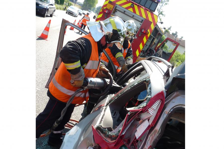 Accident entre un poids lourd et une voiture sur la commune de Graulhet
