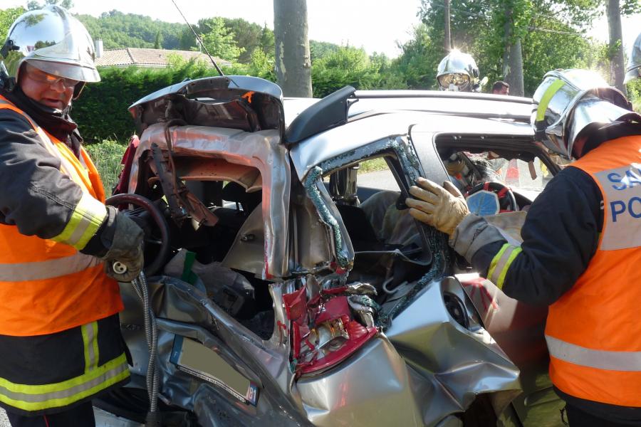 Accident entre un poids lourd et une voiture sur la commune de Graulhet