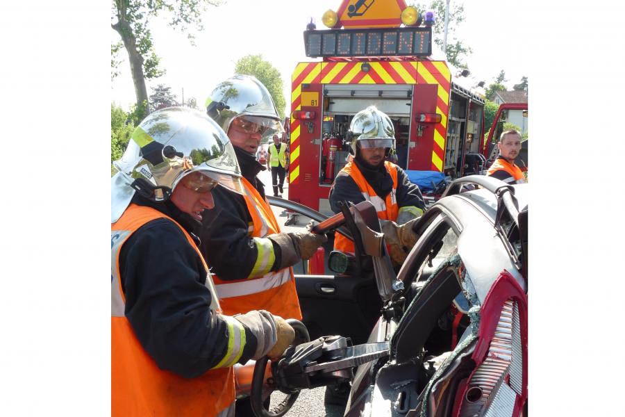 Accident entre un poids lourd et une voiture sur la commune de Graulhet