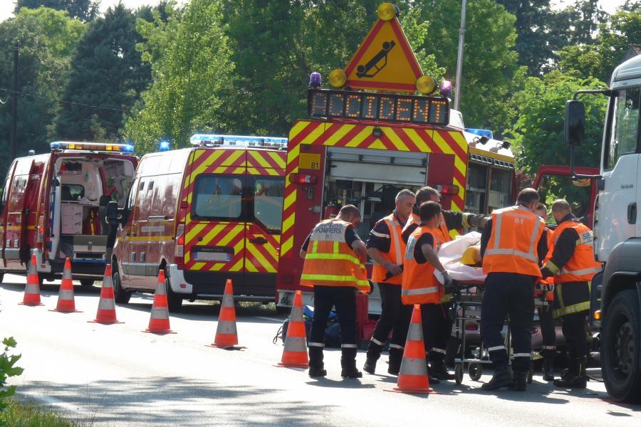 Accident entre un poids lourd et une voiture sur la commune de Graulhet