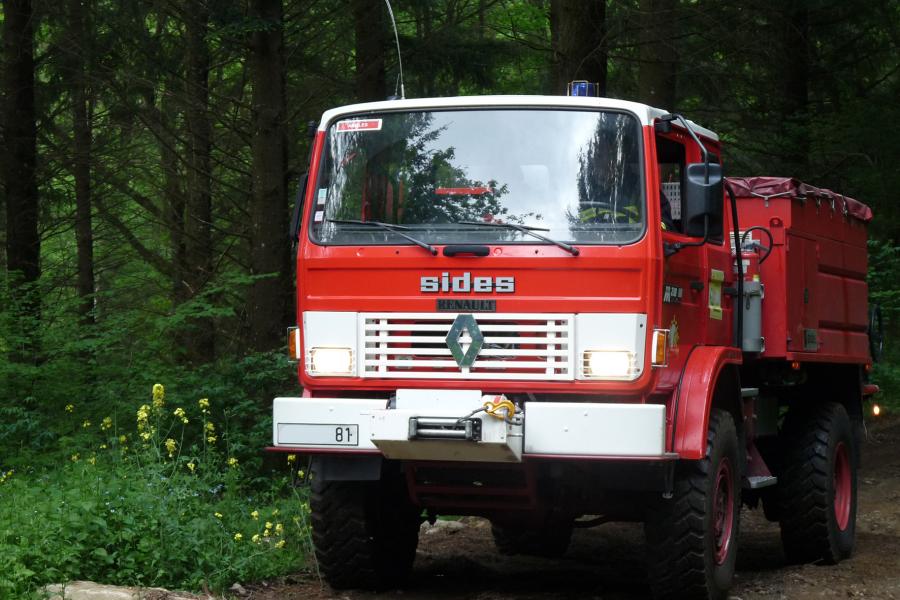 Manoeuvre interdépartementale feu de forêt sur la commune de Nages