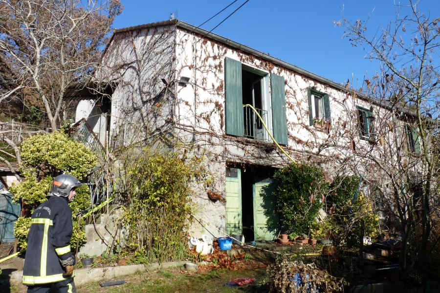 Feu d&#039;habitation à Saint-Lieux-Lafenasse