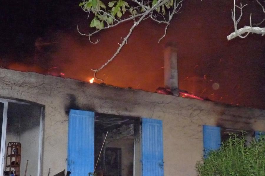 Feu d&#039;habitation sur la commune de Florentin