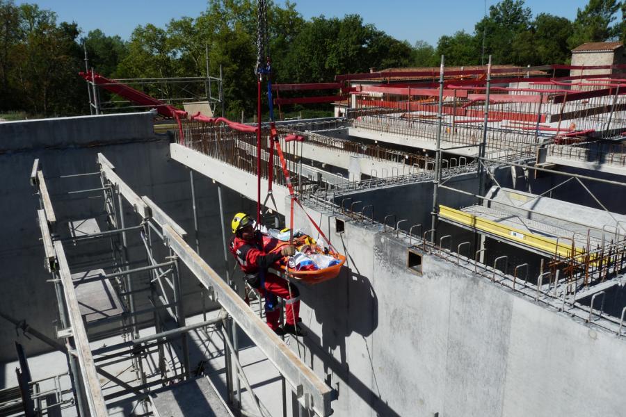 Un ouvrier chute de 5 mètres