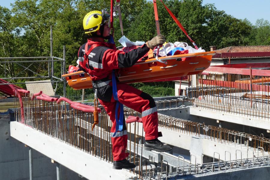 Un ouvrier chute de 5 mètres