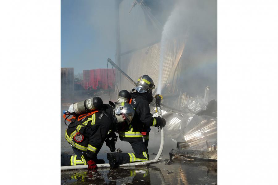 Incendie dans une entreprise de palettes à Gaillac