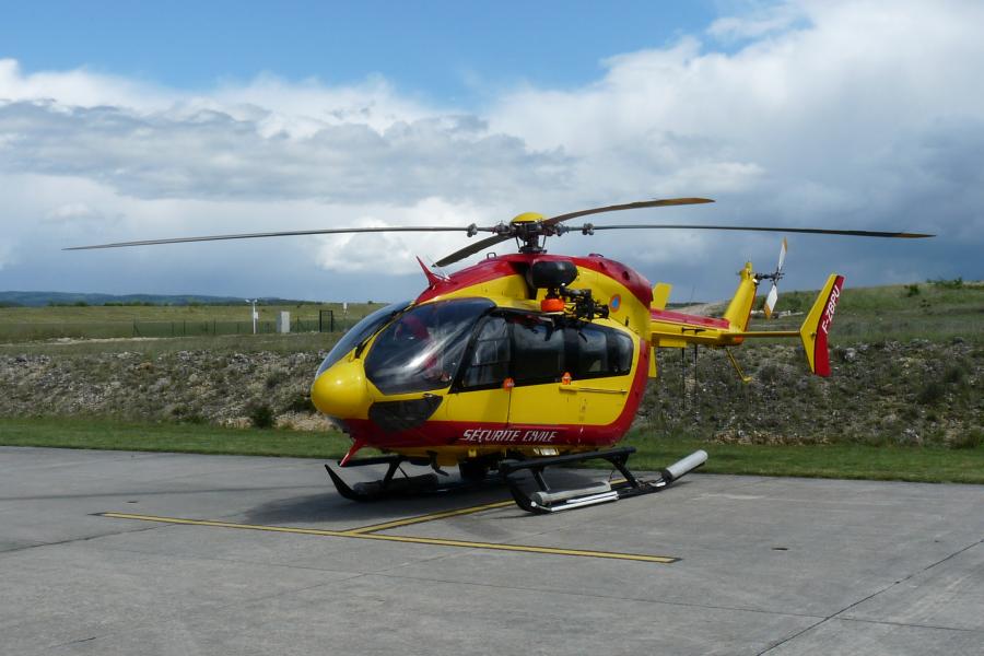 Un hélicoptère de sécurité civile au SDIS du Tarn