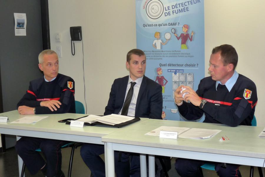 Conférence de presse sur les détecteurs de fumée