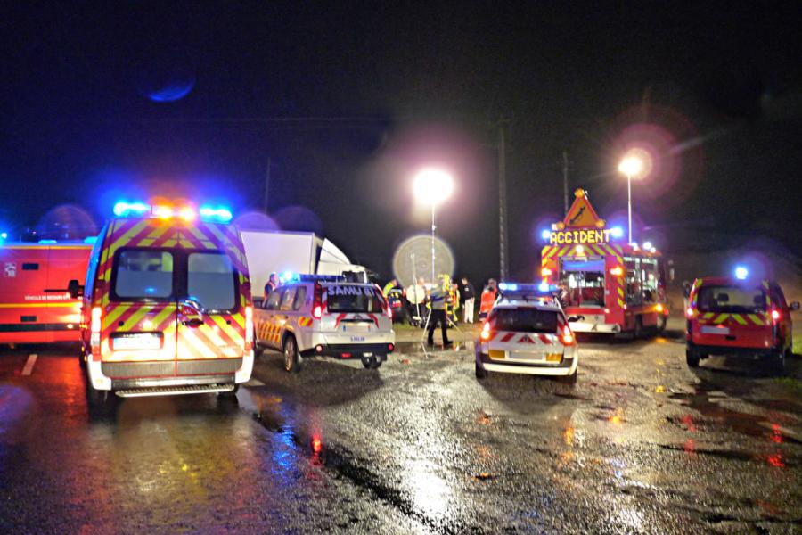 Accident entre un poids lourd et une voiture