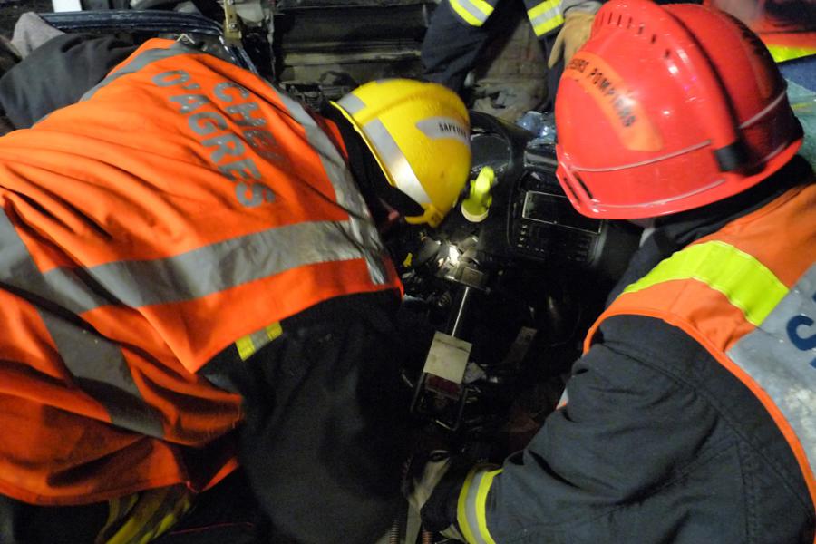 Accident entre un poids lourd et une voiture