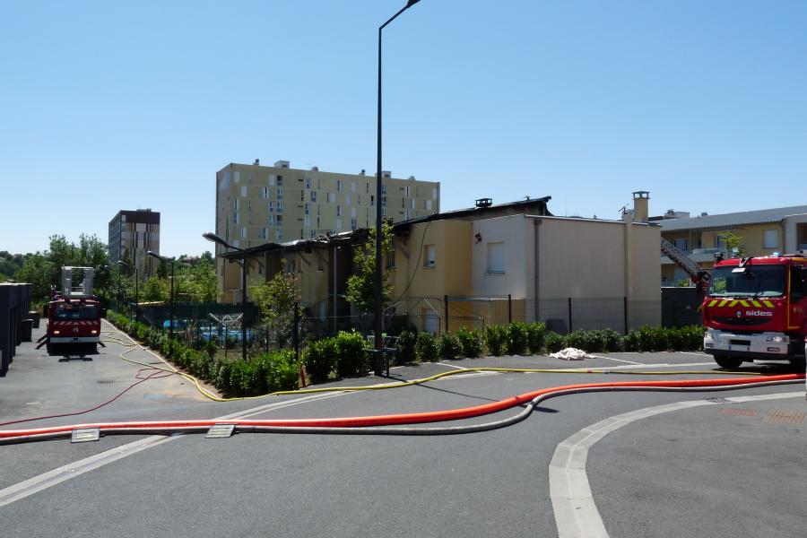 Feu de six maisons mitoyennes sur la commune de Castres