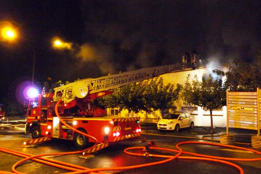 Feu de local industriel sur la commune de Castres
