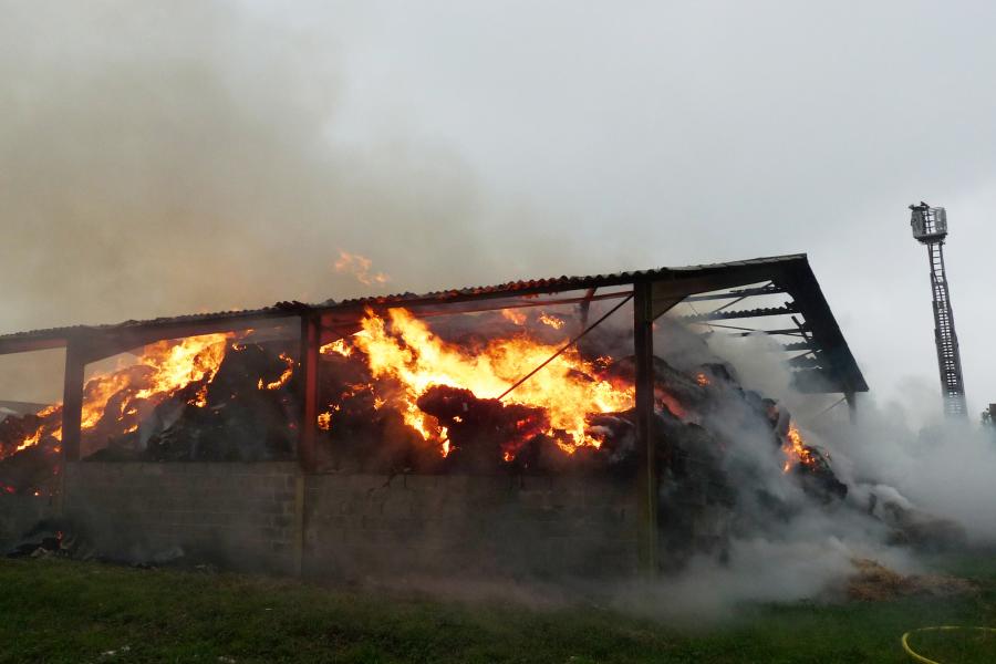 Feu de hangar agricole sur la commune de Lagarrigue