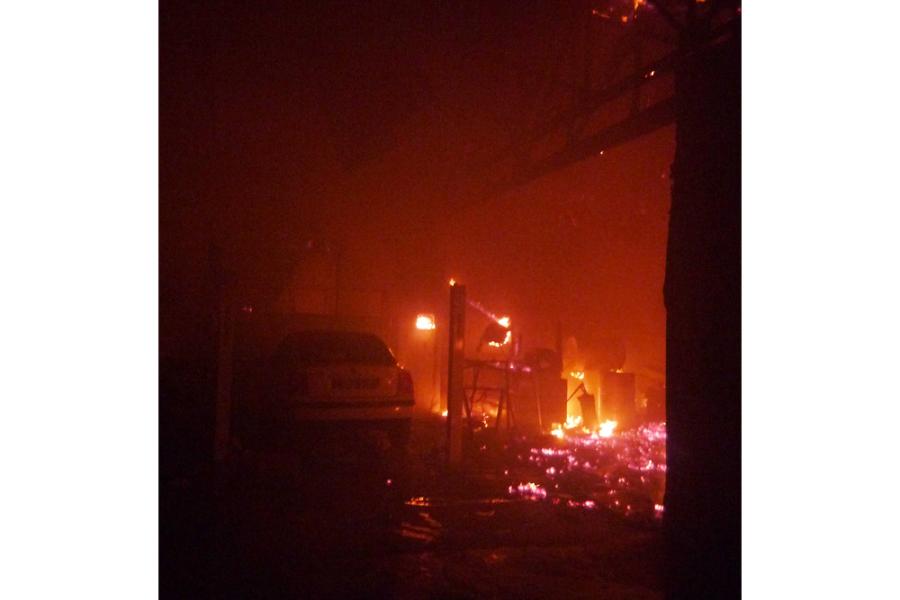 Feu de garage automobile sur la commune de Mazamet
