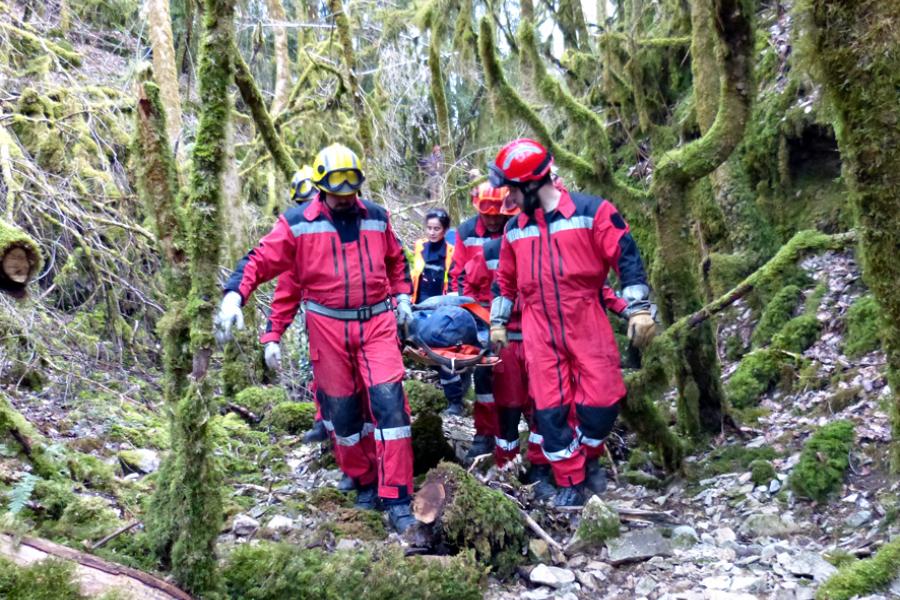 Exercice de secours spéléo à Penne